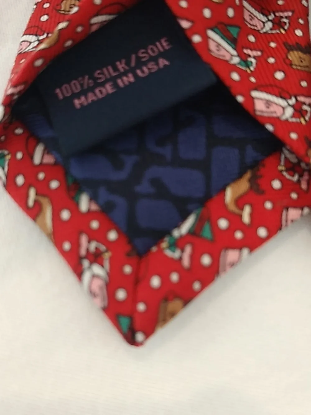 Vineyard Vines Red Christmas Patterned Silk Tie with Tiny Motif 49